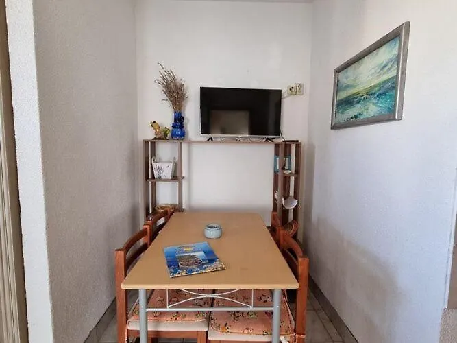 Apartments Vanja Kara Biograd - Two Bedroom Apartment With Terrace Dvica Biograd Na Moru
