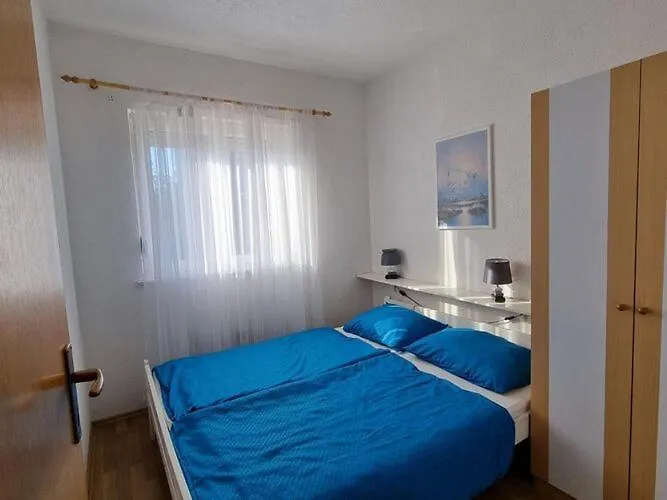 Apartments Vanja Kara Biograd - Two Bedroom Apartment With Terrace Dvica Biograd Na Moru